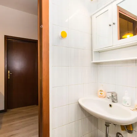 Apartment Mm Marconi & Porta Nuova Cosy Flat Turin